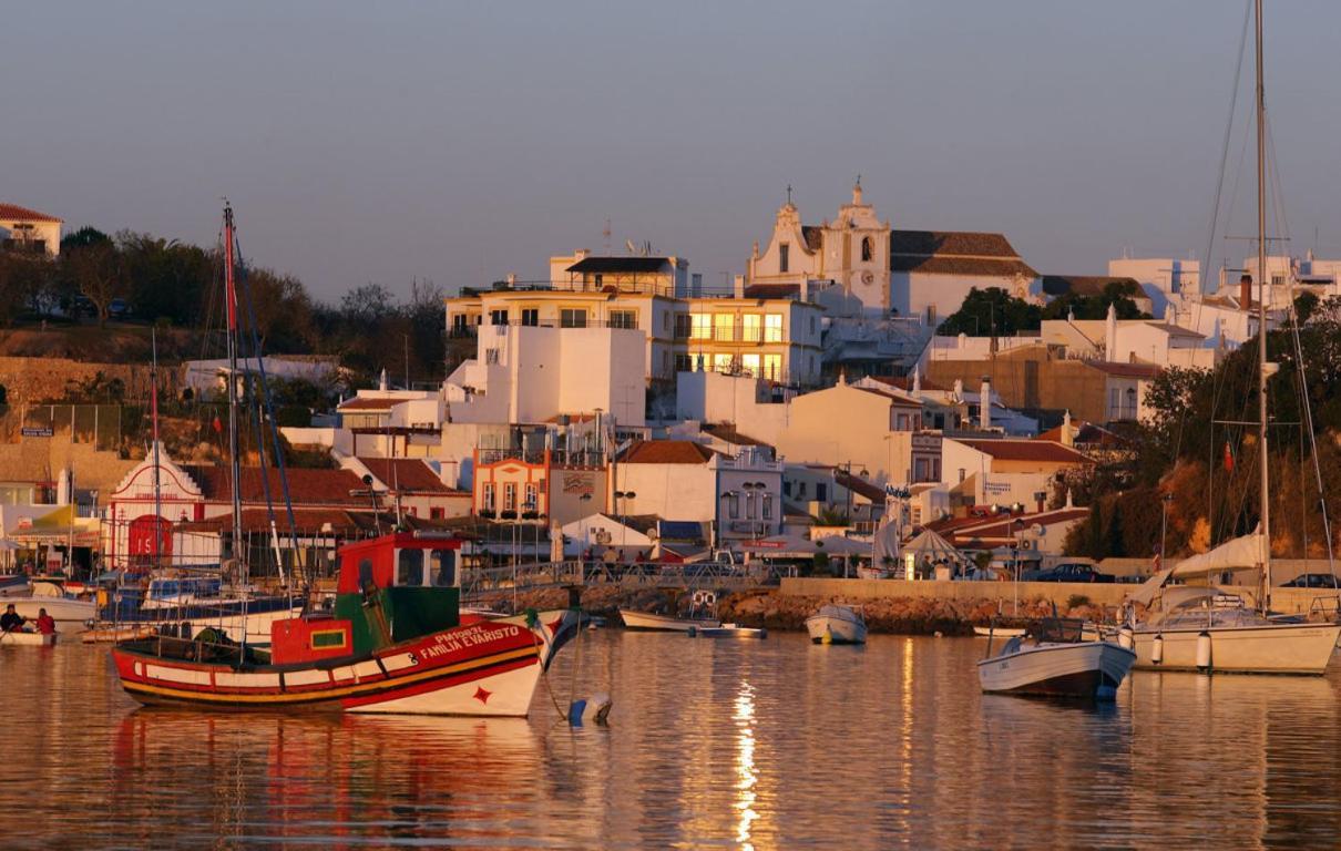 Buganvilia Residence Alvor Esterno foto